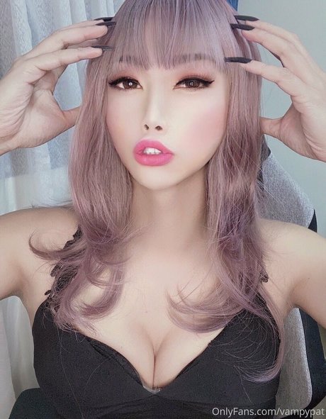 Nacktes geleaktes OnlyFans-Foto von Vampypat