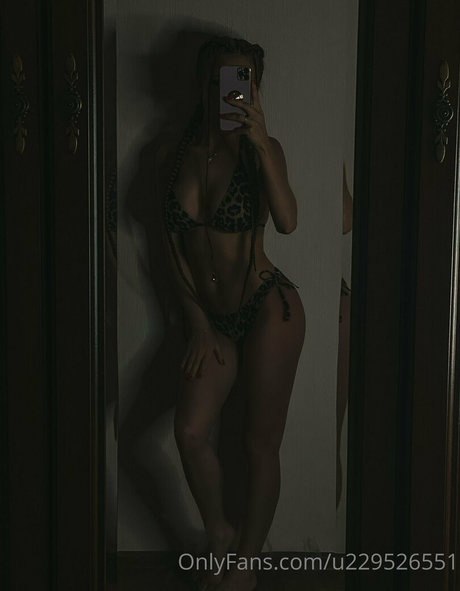 Vickydelevine