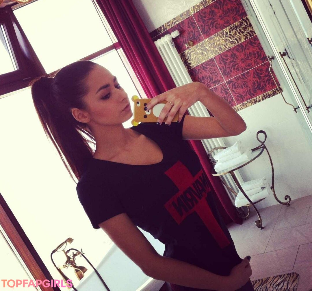 Nacktes geleaktes OnlyFans-Foto von Helga Lovekaty #1386