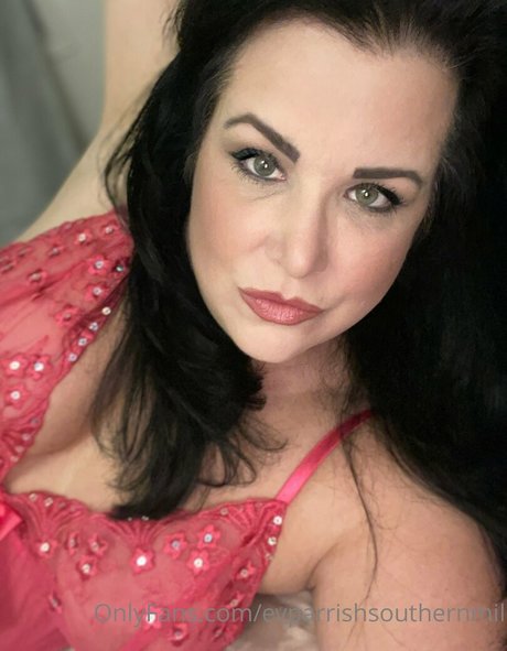 Nacktes geleaktes OnlyFans-Foto von Evparrishsouthernmil