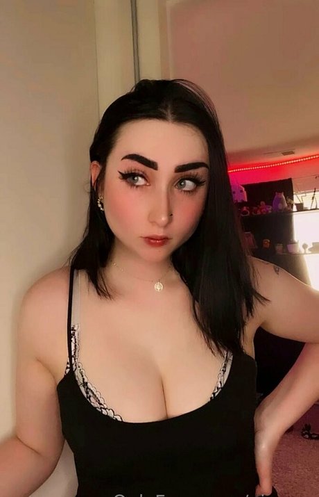Nacktes geleaktes OnlyFans-Foto von Nicxx