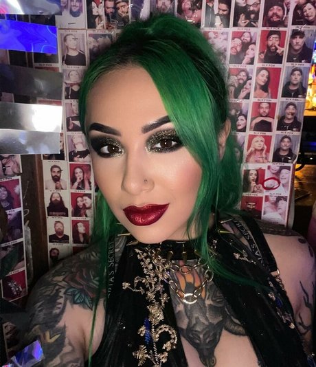 Nacktes geleaktes OnlyFans-Foto von Wwe Shotzi
