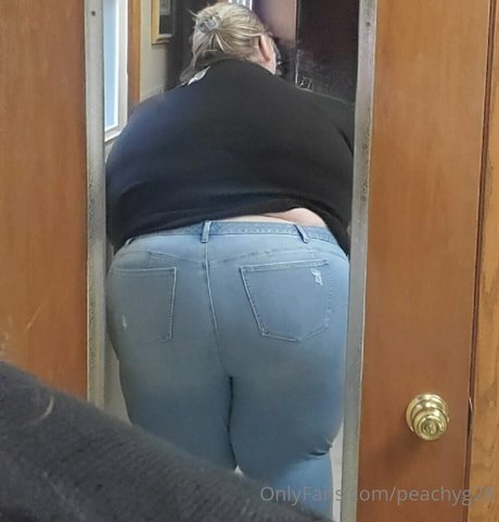 Peachyg28