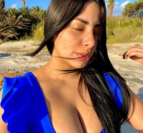 Nacktes geleaktes OnlyFans-Foto von Luisa Espinoza