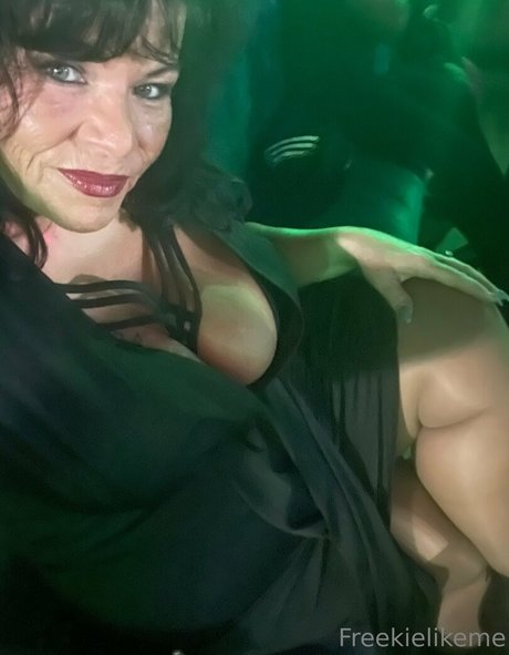 Nacktes geleaktes OnlyFans-Foto von Freekielikeme