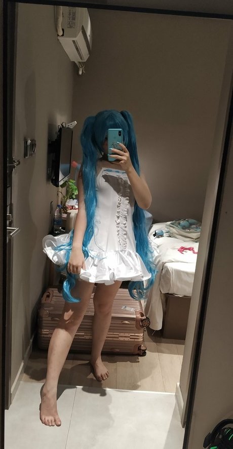 Nacktes geleaktes OnlyFans-Foto von Saya Scarlet