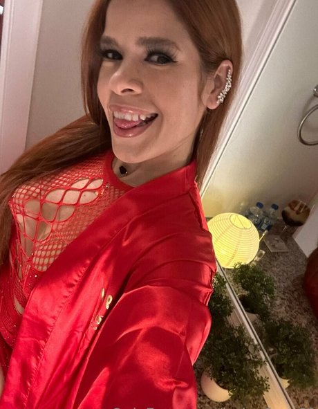 Latinafoxy69