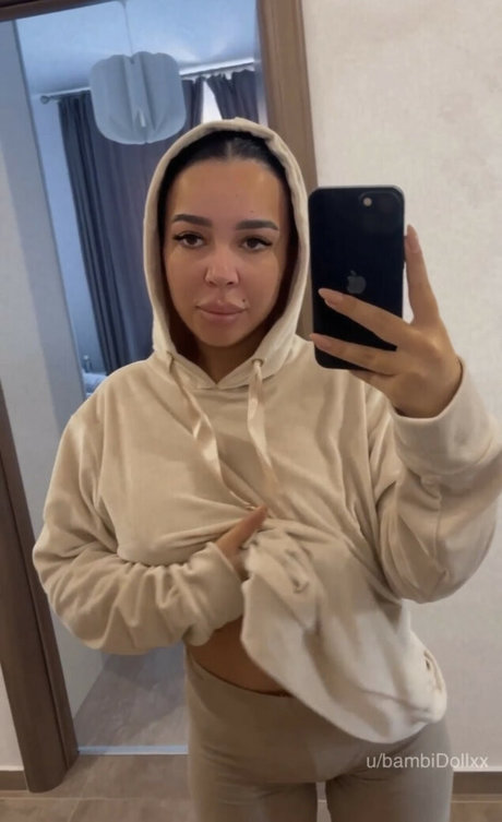 Nacktes geleaktes OnlyFans-Foto von Oliviastar