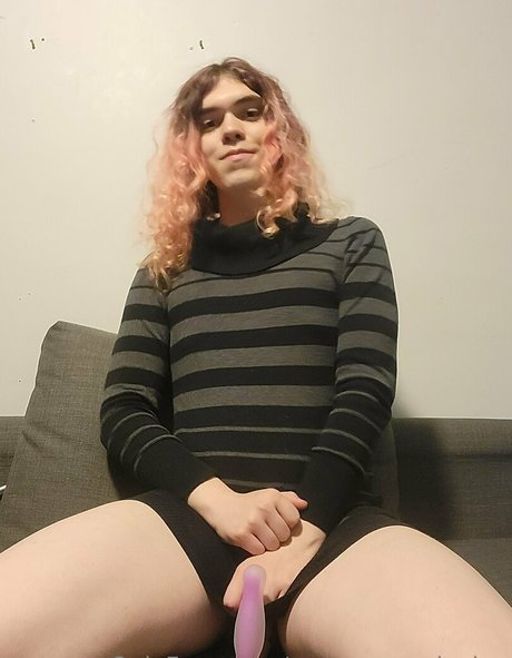 Nacktes geleaktes OnlyFans-Foto von Roseyccomplexion