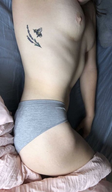 Nacktes geleaktes OnlyFans-Foto von Bambibaby6