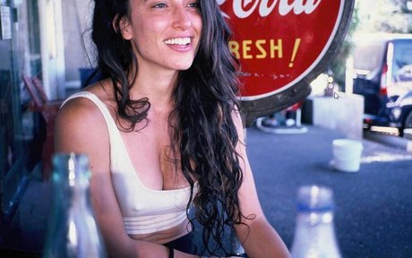 Nacktes geleaktes OnlyFans-Foto von Tania Raymonde