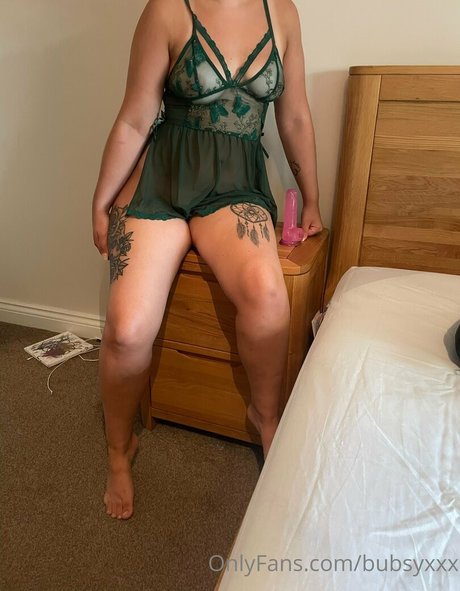 Nacktes geleaktes OnlyFans-Foto von Bubsyxxx