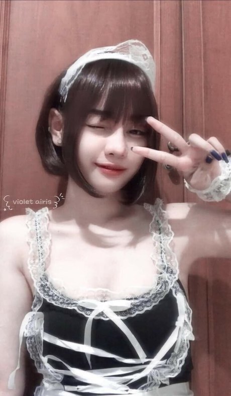 Violet Airis