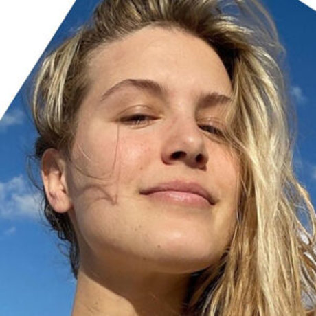 Nacktes geleaktes OnlyFans-Foto von Eugenie Bouchard Ai Porn