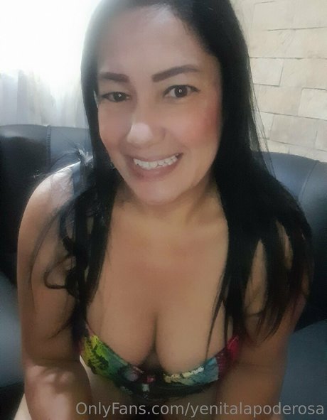Nacktes geleaktes OnlyFans-Foto von Yenitalapoderosa