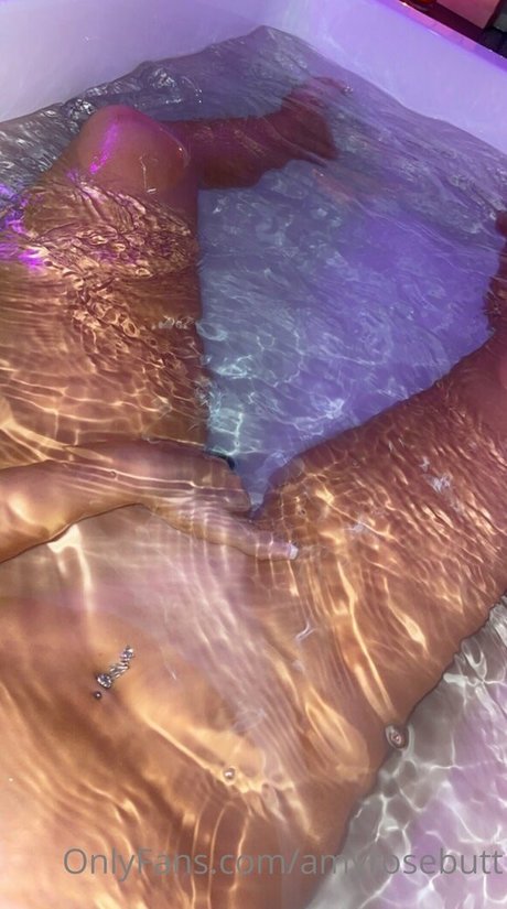 Nacktes geleaktes OnlyFans-Foto von Amybabyboo