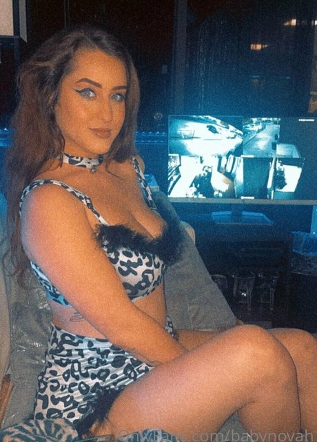 Nacktes geleaktes OnlyFans-Foto von Babynovah