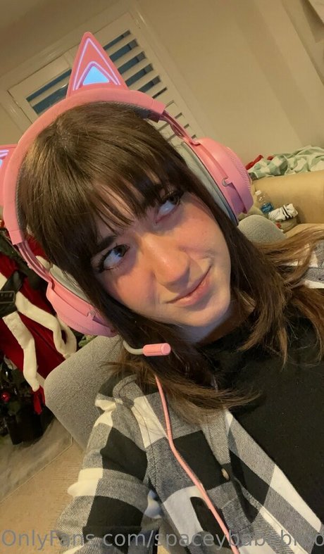 Spaceybabebrooke