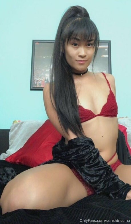 Nacktes geleaktes OnlyFans-Foto von Sunshinesina