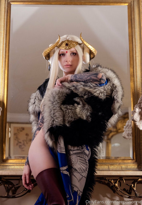 Nacktes geleaktes OnlyFans-Foto von Freepoisonne
