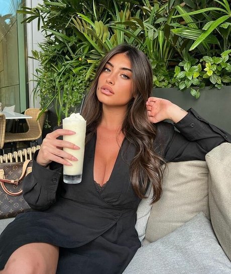 Nacktes geleaktes OnlyFans-Foto von Rita Esposito