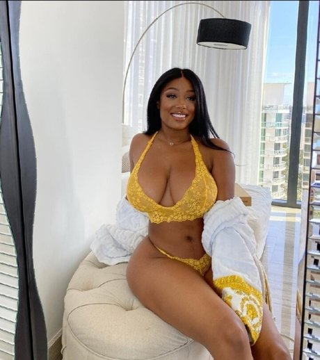 Nacktes geleaktes OnlyFans-Foto von Vivi Panamera