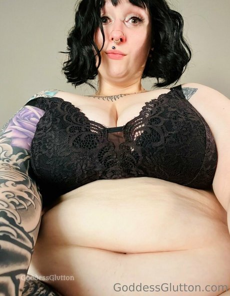 Mommyglutton