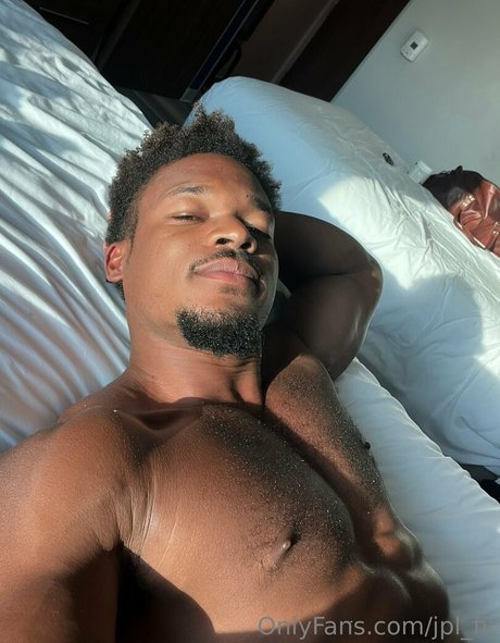Nacktes geleaktes OnlyFans-Foto von Jplfit