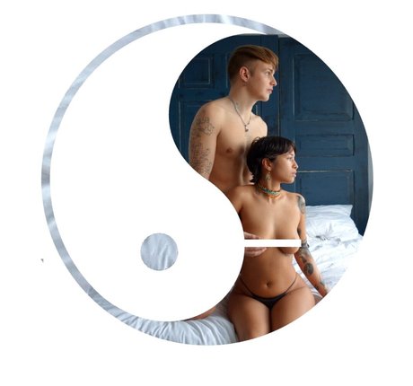 Nacktes geleaktes OnlyFans-Foto von Ournakeddiary