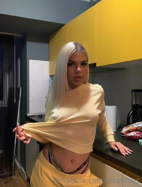 Nacktes geleaktes OnlyFans-Foto von Elsakroes