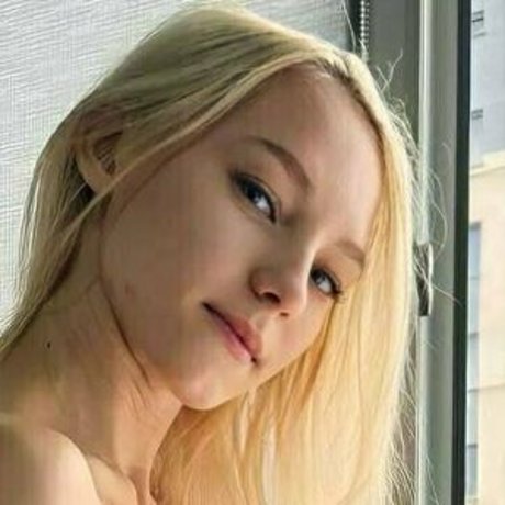 Nacktes geleaktes OnlyFans-Foto von Marytishh