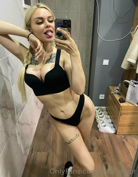 Nacktes geleaktes OnlyFans-Foto von Sofiamoor