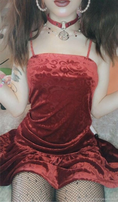 Nacktes geleaktes OnlyFans-Foto von Peachykaz