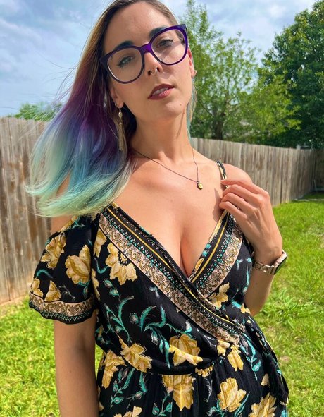 Nacktes geleaktes OnlyFans-Foto von Christie Skylar