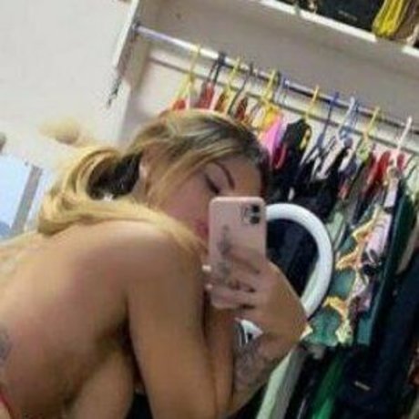 Nacktes geleaktes OnlyFans-Foto von Luna Salvatori