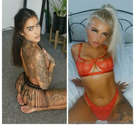 Hotmomalex