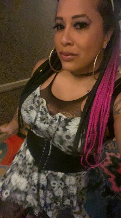 Nacktes geleaktes OnlyFans-Foto von Nyla Rose