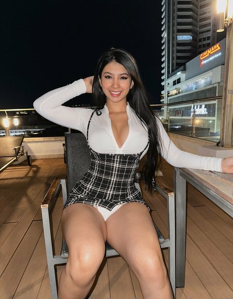Nacktes geleaktes OnlyFans-Foto von Lauren98