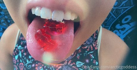 Nacktes geleaktes OnlyFans-Foto von Arcticgoddess