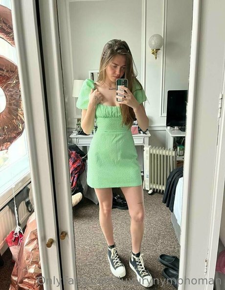 Nacktes geleaktes OnlyFans-Foto von Aminavalentino