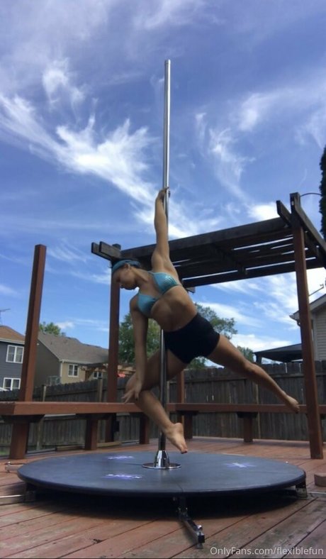 Nacktes geleaktes OnlyFans-Foto von Flexiblefun
