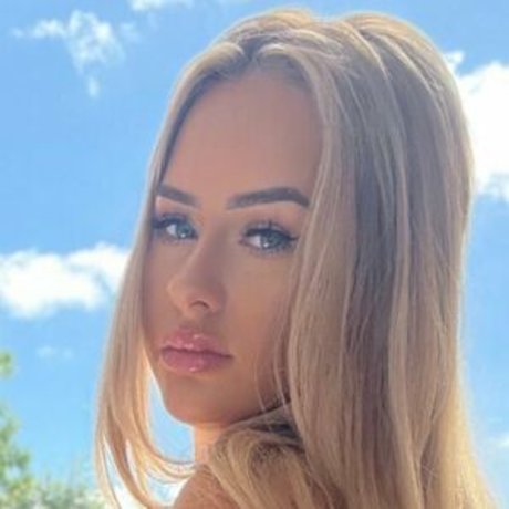 Nacktes geleaktes OnlyFans-Foto von Rosierendallx