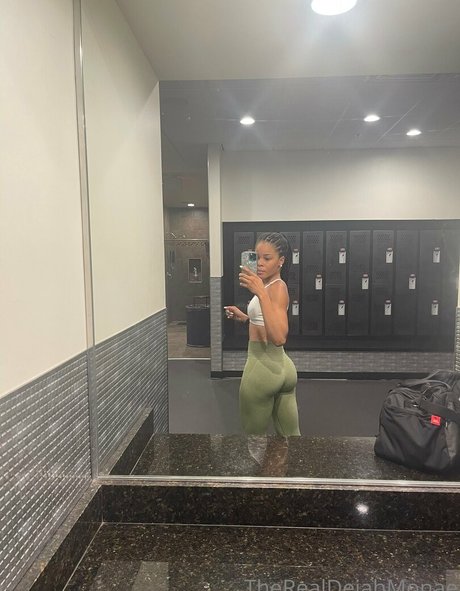 Nacktes geleaktes OnlyFans-Foto von Therealdejahmonae