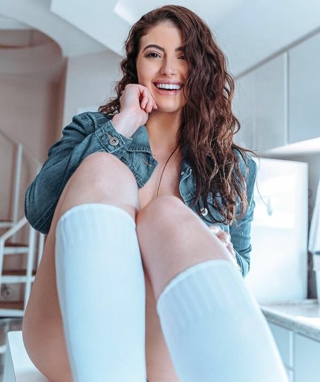 Ariane Rey