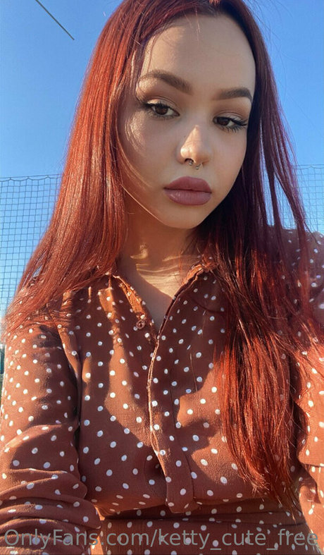 Nacktes geleaktes OnlyFans-Foto von Kettycutefree