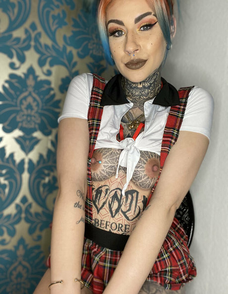 Nacktes geleaktes OnlyFans-Foto von Deelouisexx