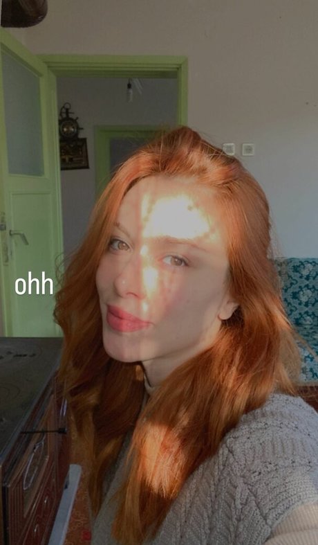 Nacktes geleaktes OnlyFans-Foto von Aysennyuksel