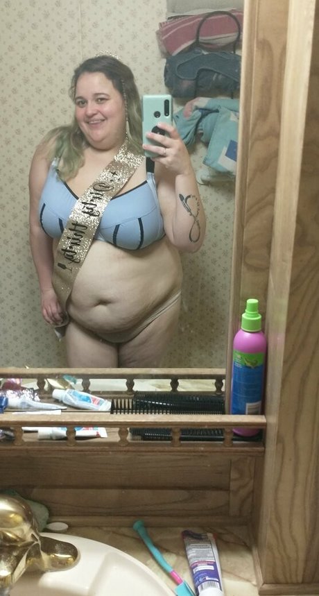 Nacktes geleaktes OnlyFans-Foto von Babybooh420