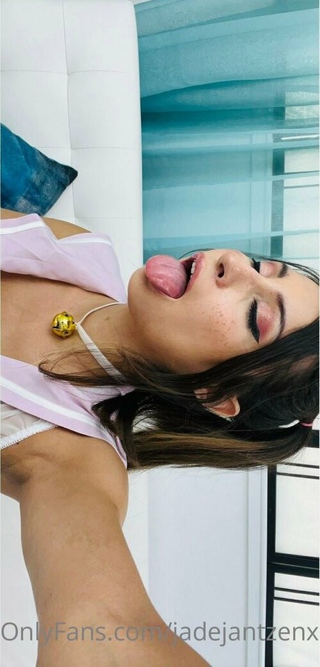 Nacktes geleaktes OnlyFans-Foto von Jadejantzenxo