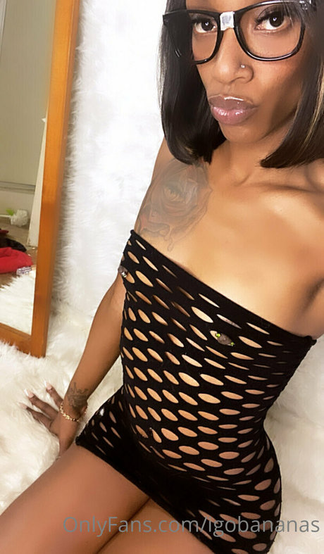 Nacktes geleaktes OnlyFans-Foto von Allucaneatwoo